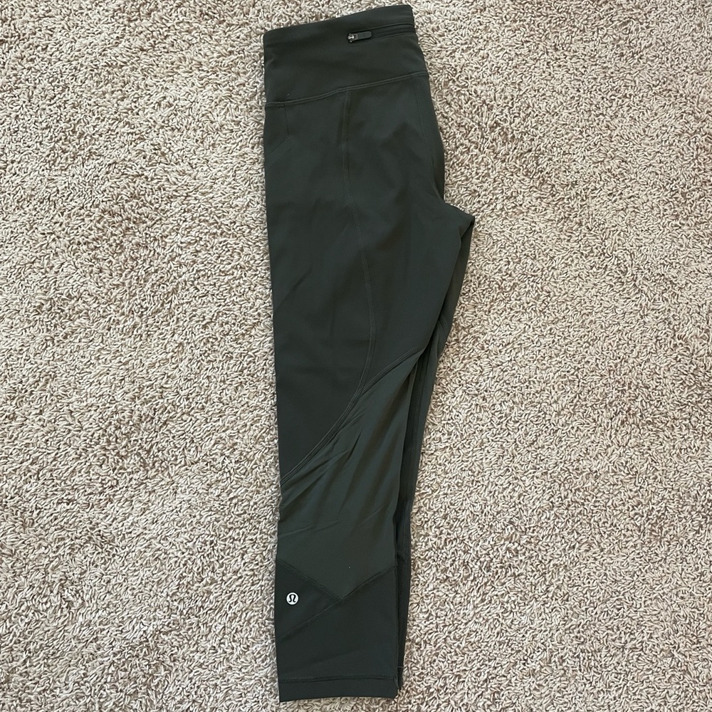 LuluLemon Cropped Leggings with mesh bottom